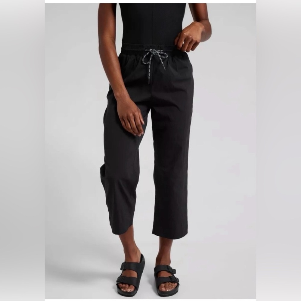 Athleta Black Ankle Pants Trekkie North